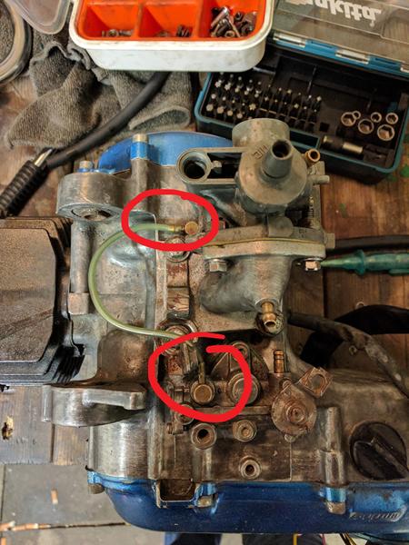 Suzuki FZ slange fra oliepumpe.