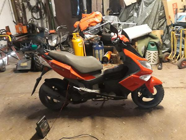 hjælp til varmt kickstarterskjold på pgo g max 