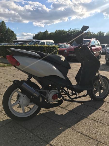 sr50 forfælg jog R forgaffel ?