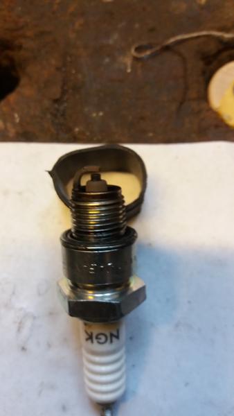 Dyse, nål, luftskrue, tomgangskrue eller kabler