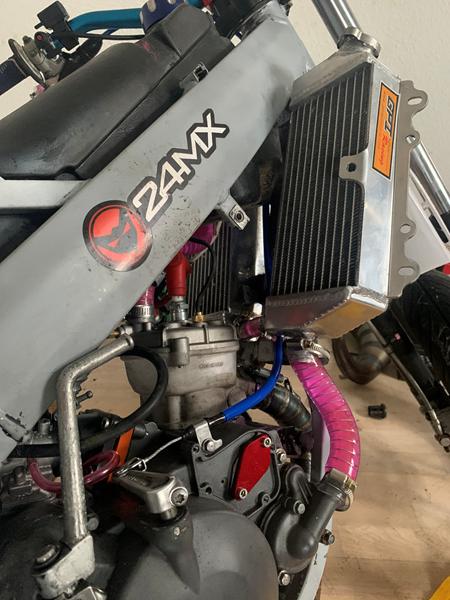 Hvor lang køre den på en liter