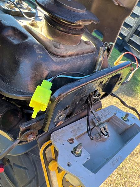 Lys bagved og foran virker ikke.