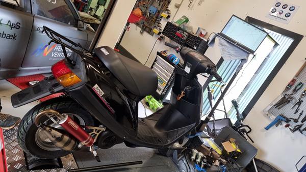 tun og motor ophæng 