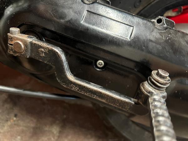 Kickstarter bolt sidder fast.!