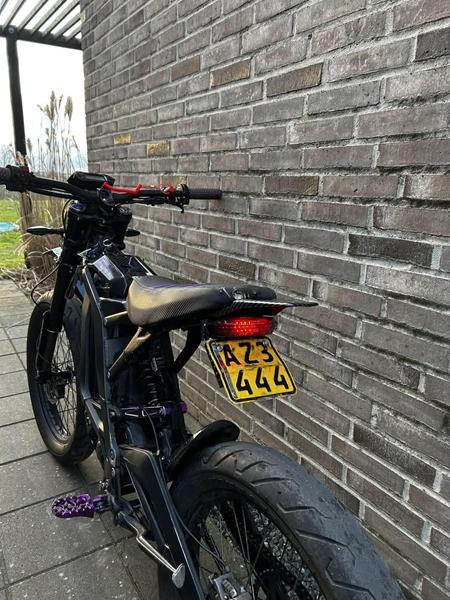 Stjålet sur-ron light bee