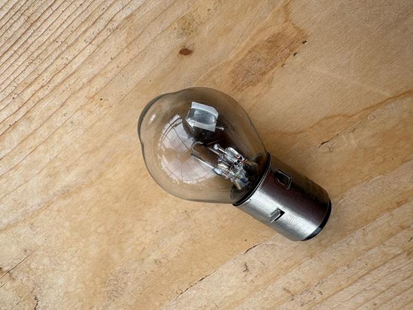 Forlygte springer konstant 