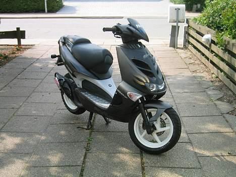 Aprilia DItech Sommeren 2004 billede 2