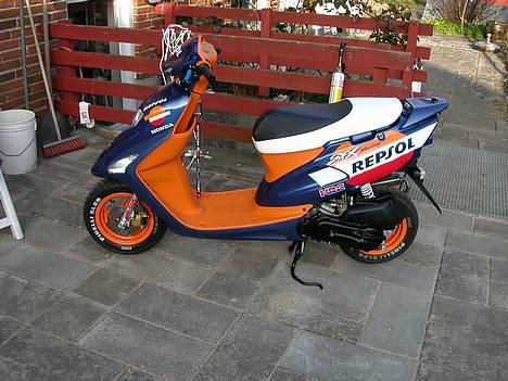 Honda SFX Repsol $ - D.30/3 04 billede 1