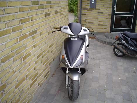 Benelli 491 til salg for 3500 kr billede 1