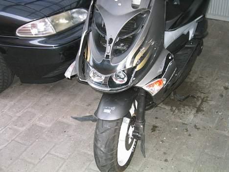 Aprilia DItech Sommeren 2004 - PLZ!!! LAD VÆRE MED AT STEMME UD FRA DETTE BILLEDE!!! billede 5