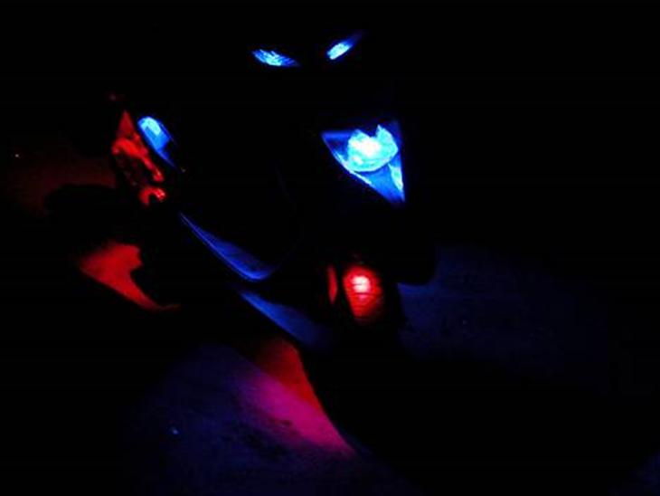 {{currentPhoto.altText}} billede {{currentPhoto.number}}