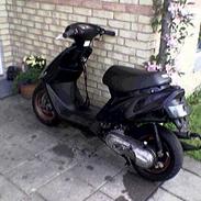 Yamaha jog polini evo solgt..