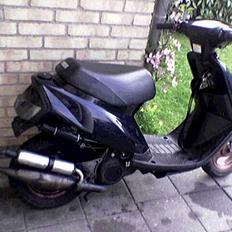 Yamaha jog polini evo solgt..