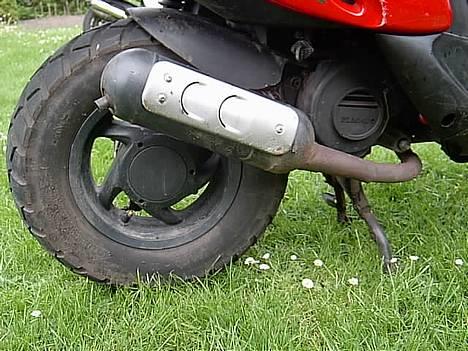 Gilera Stalker Racing (SOLGT) - Jaa... Jeg har den mest skod udstødning fra Thansen!!! billede 5