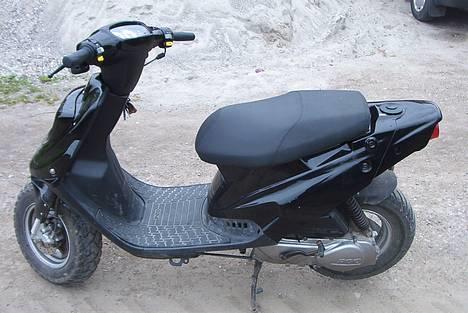 PGO Hot50 SOLGT billede 4