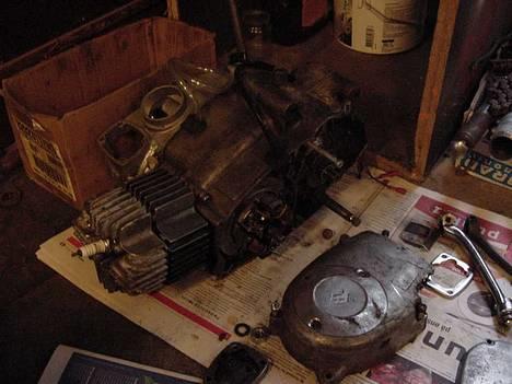 Suzuki K50 3 Gears SOLGT - 3 gears motoren billede 5