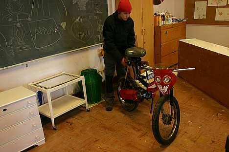 Honda      camino custom  - mig i bag grunden billede 10