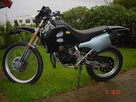 Suzuki RMX billede 1