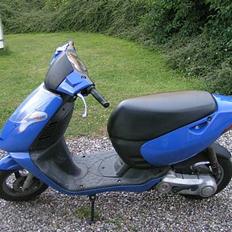 Aprilia Sonic AC