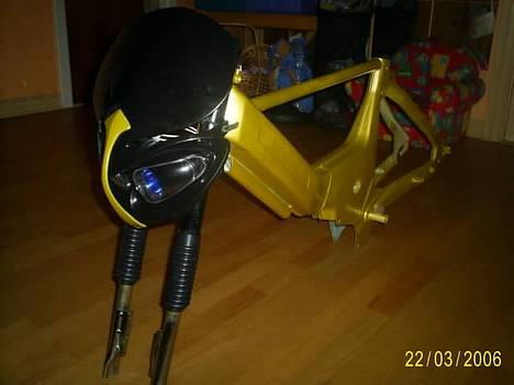 Puch Maxi søger tun (projekt) - uha, det ligner en hel million :P billede 1