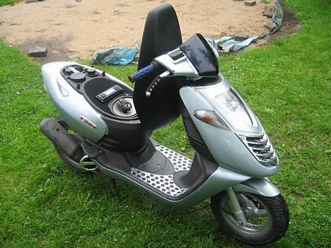 Aprilia Sonic*Sonic-team* projekt billede 1