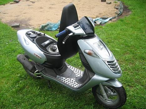 Aprilia Sonic*Sonic-team* projekt billede 4