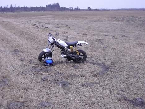 Suzuki Street Magic  solgt - har lige fået skjoldene hjem:D billede 3