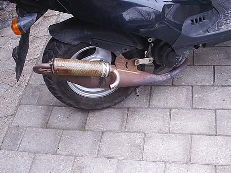 PGO hot 50 til slag/bytte - det er mit gamle nardo udstødning nu har jeg turbo-kit billede 3