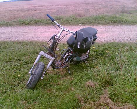 Aprilia Evo rally solgt 6000,- billede 5