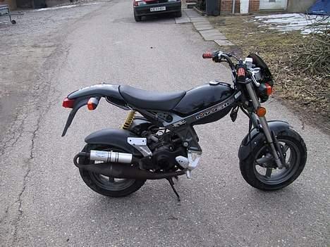 Suzuki Streetmagic "SOLGT" billede 1