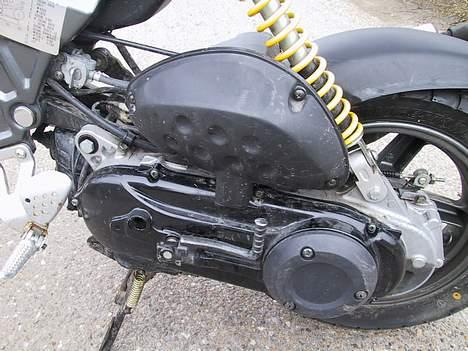 Suzuki Streetmagic "SOLGT" billede 2