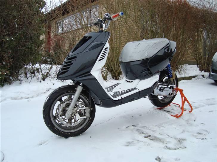 Aprilia Sonrox |XPT|™ VÆK - Nyt i sneen :) billede 1