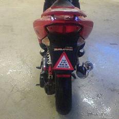 Peugeot speedfight2 (SOLGT)