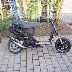 Piaggio New Zip (Rat Bike) solgt