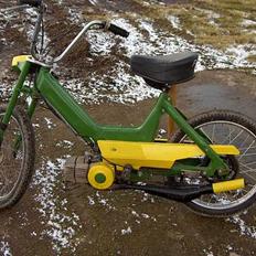 Puch maxi k"JOHN DEERE"(solgt)