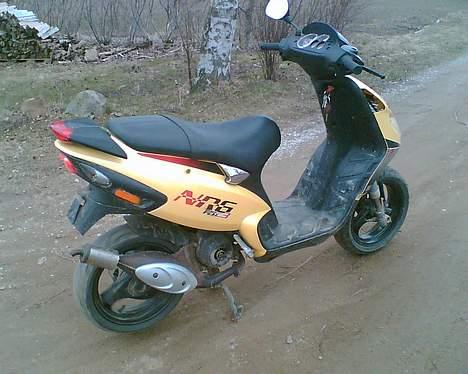 Piaggio nrg (byttet -> hot50) billede 1