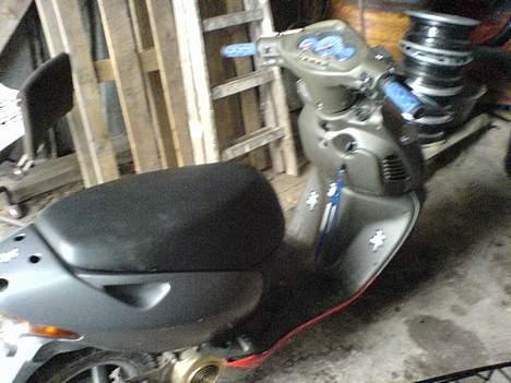 Aprilia Sonic billede 2