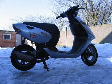 Kreidler Flott 1,2 hk 2 gear  - min aprilia sonic, er igang med at blive lavet. kommer herind på SG på et tidspunkt =)  billede 9