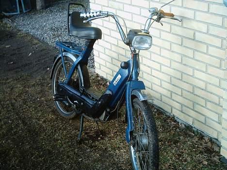 Vespa caio SOLGT billede 5