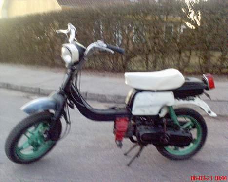 Suzuki Fz'er [SOLGT - FOR 1,3KG] billede 3