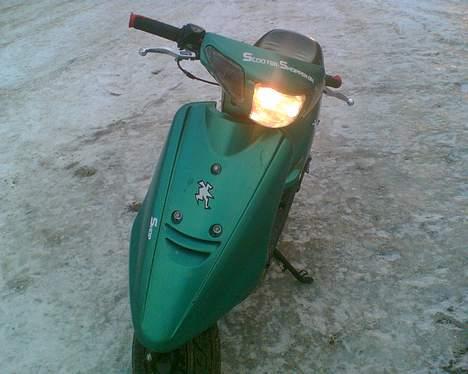 Yamaha jog (SOLGT) billede 5