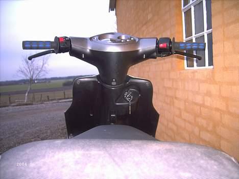 Yamaha jog r SOLGT billede 4