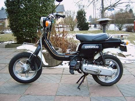 Suzuki FZ50 (solgt) billede 1