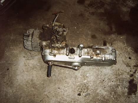 Suzuki FZ50 (solgt) - en ekstra motor til Suzuki fz50 billede 3