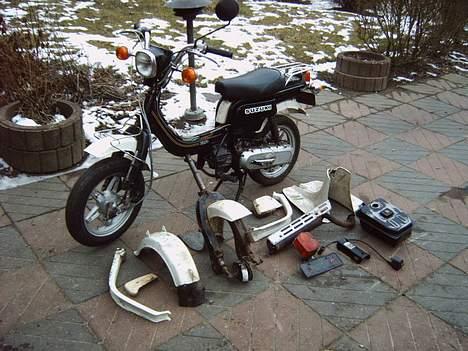 Suzuki FZ50 (solgt) - nogle dele billede 7