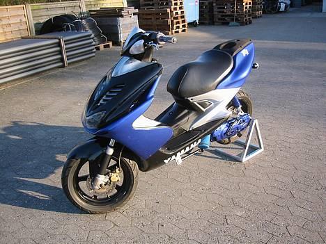 Yamaha aeroxYZF R1  SOLGT..  - NY Malet aerox YZF R1 blå nice billede 2
