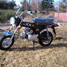 Honda Dax