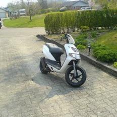 Derbi Atlantis/sr50 lc(80%)