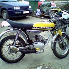 Yamaha 4 gear