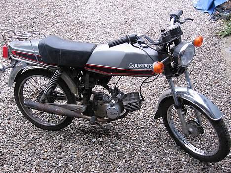 Suzuki SamuraI - Byttet billede 1